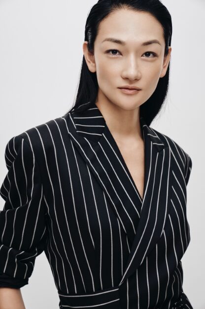 冨永愛さんのフェイスライン参考画像