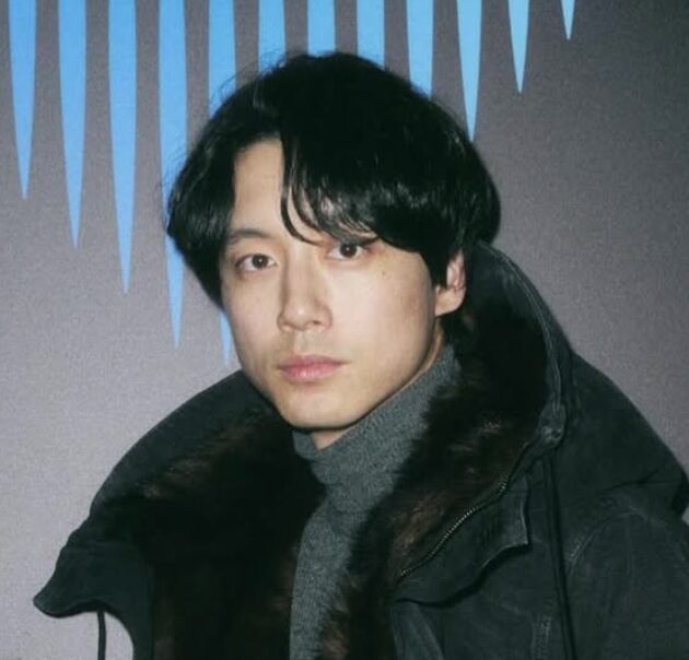 坂口健太郎さんのフェイスライン参考画像